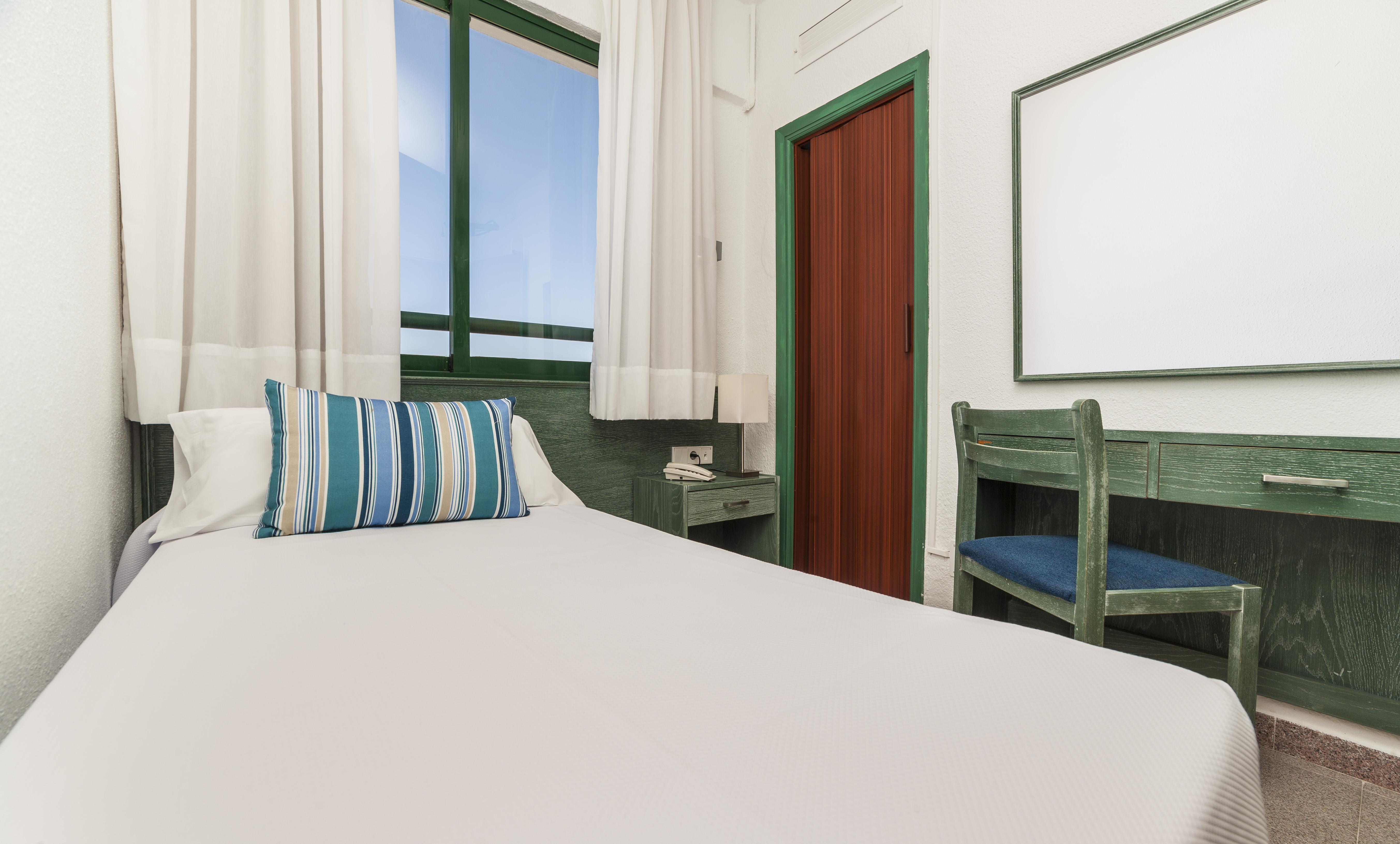 Globales Cala'N Blanes Hotel Cala'N Blanes  Luaran gambar